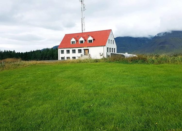 Holt Inn Sveitahótel á Vestfjörðum